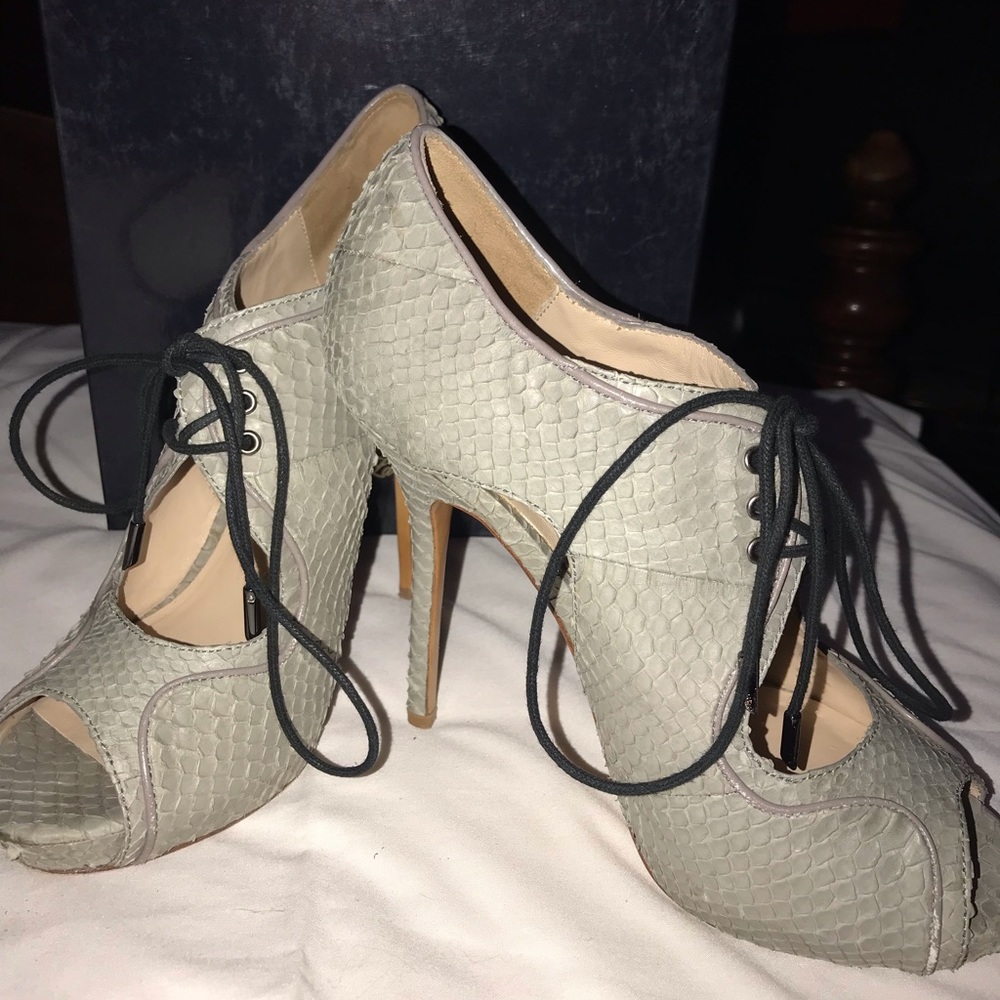 Rima heels